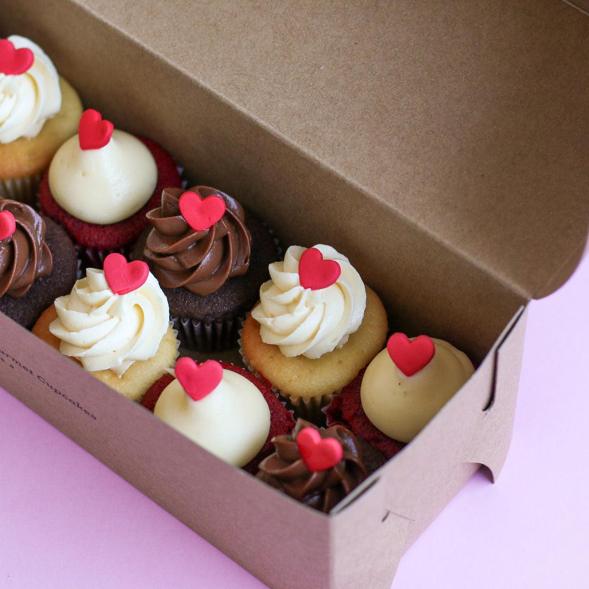 Valentine cupcakes Theme 1 - Little Cupcakes