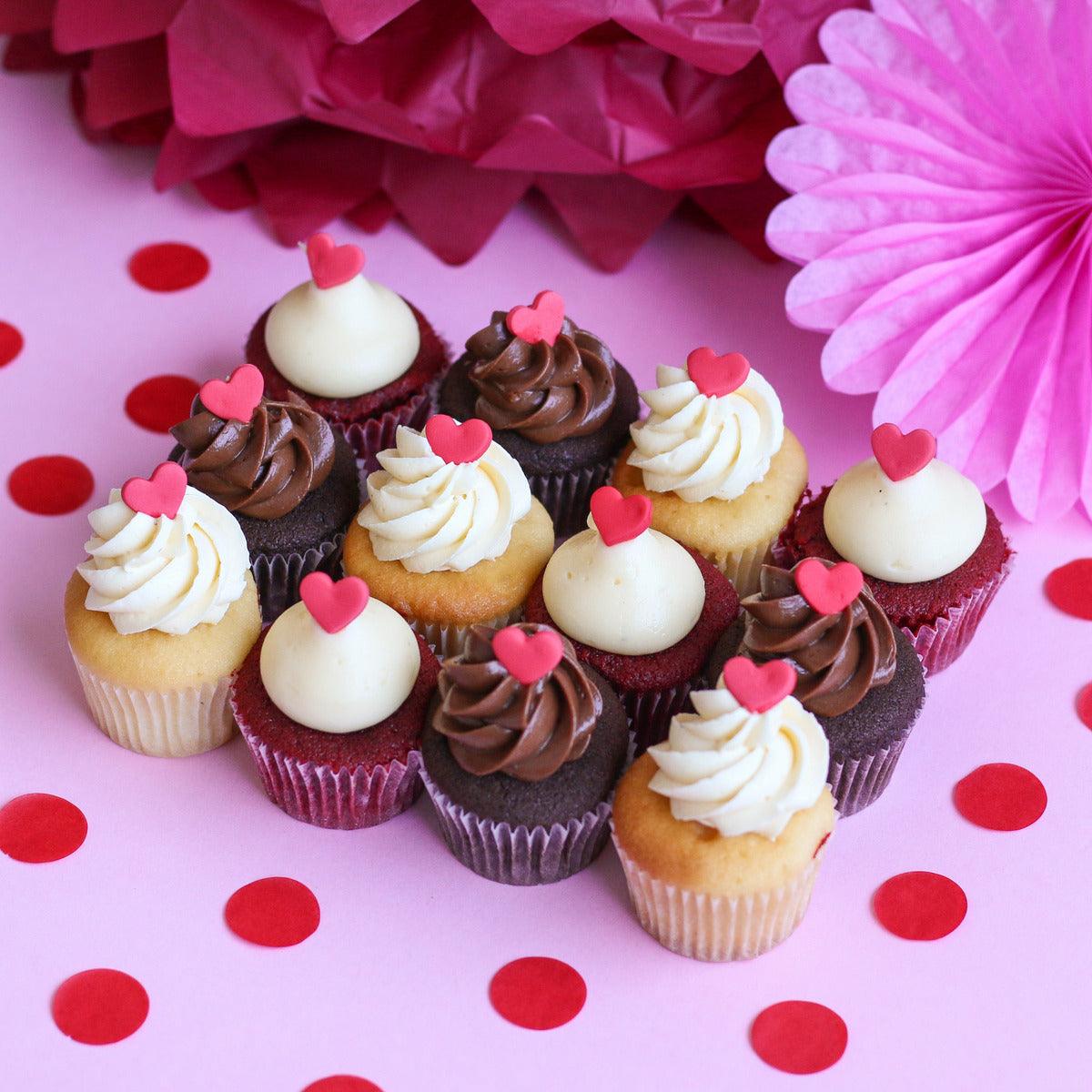 Valentine cupcakes Theme 1 - Little Cupcakes