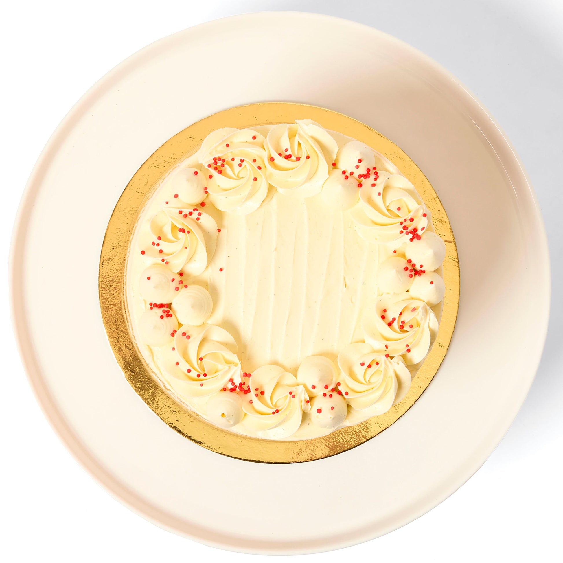 Vegan gluten-free red velvet cake with cream topping – Little Cupcakes collection