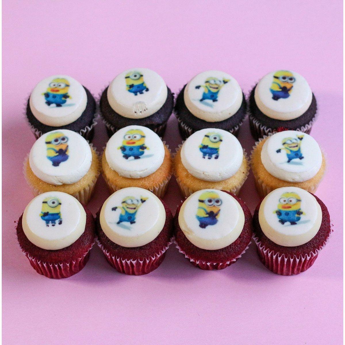 Minion Cake and Cupcakes | Despicable me cake and cupcakes f… | Flickr